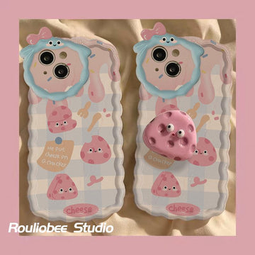 Mobile cream rabbit lens bracket